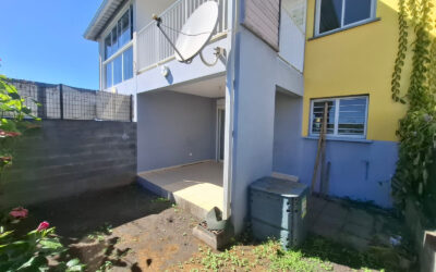 À VENDRE   Maison mitoyenne à La Possession de type 4 secteu