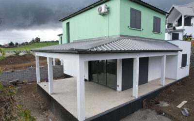 A LOUER   Villa neuve 4 pièces   105 m2 habitables + mezzani