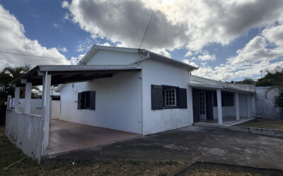 À vendre   Maison T4 à La Saline les Hauts   Fort potentiel