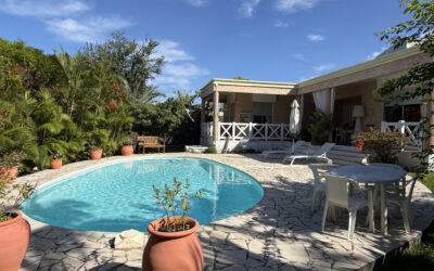 À LOUER   MAISON T4 AVEC PISCINE À CAMBAIE SAINT-PAUL